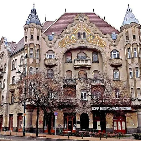 Tiszafa Apartment